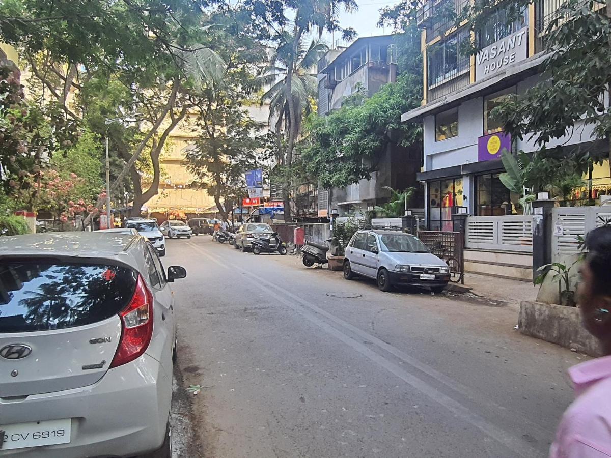 Osi Khar West Apartment