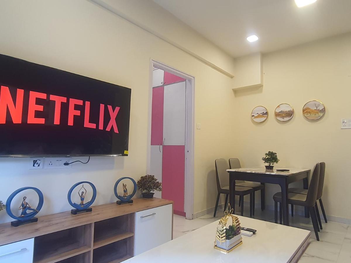 Apartment Osi Khar West