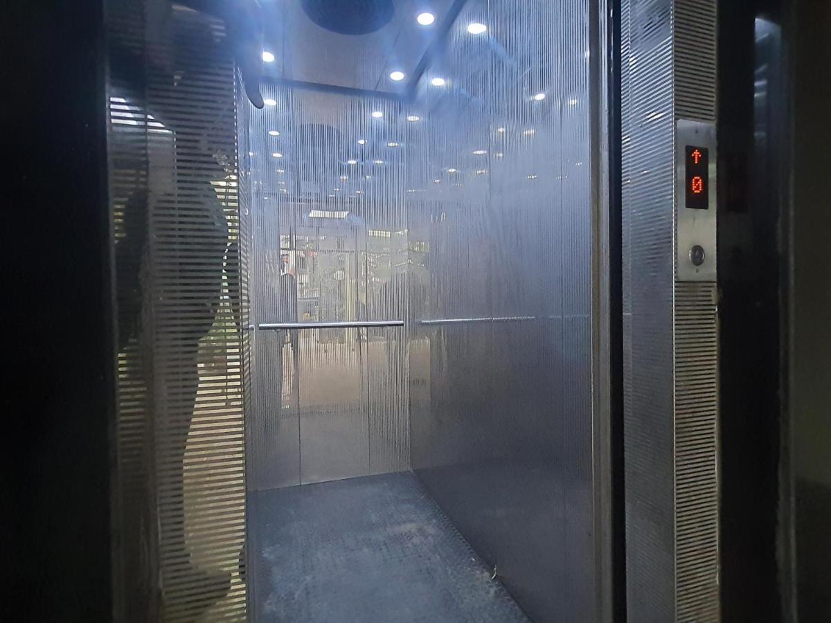 Osi Khar West Apartment *