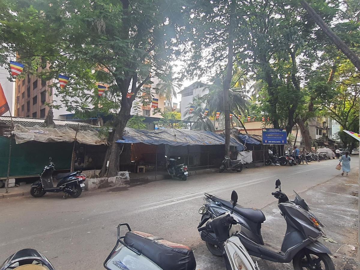 Osi Khar West Apartment Mumbai