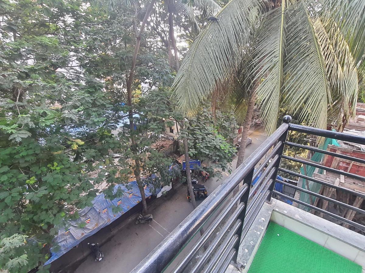 Osi Khar West Apartment Mumbai