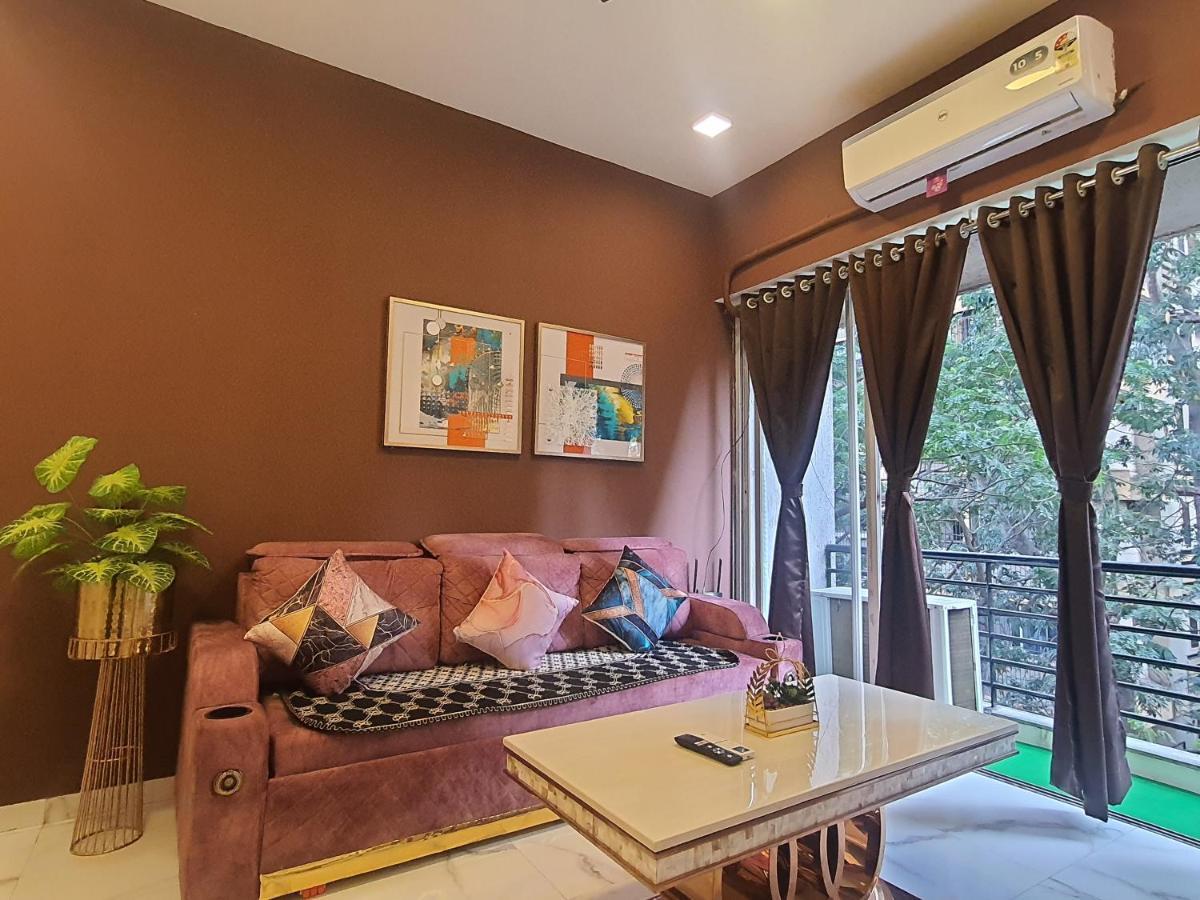 Osi Khar West * Mumbai