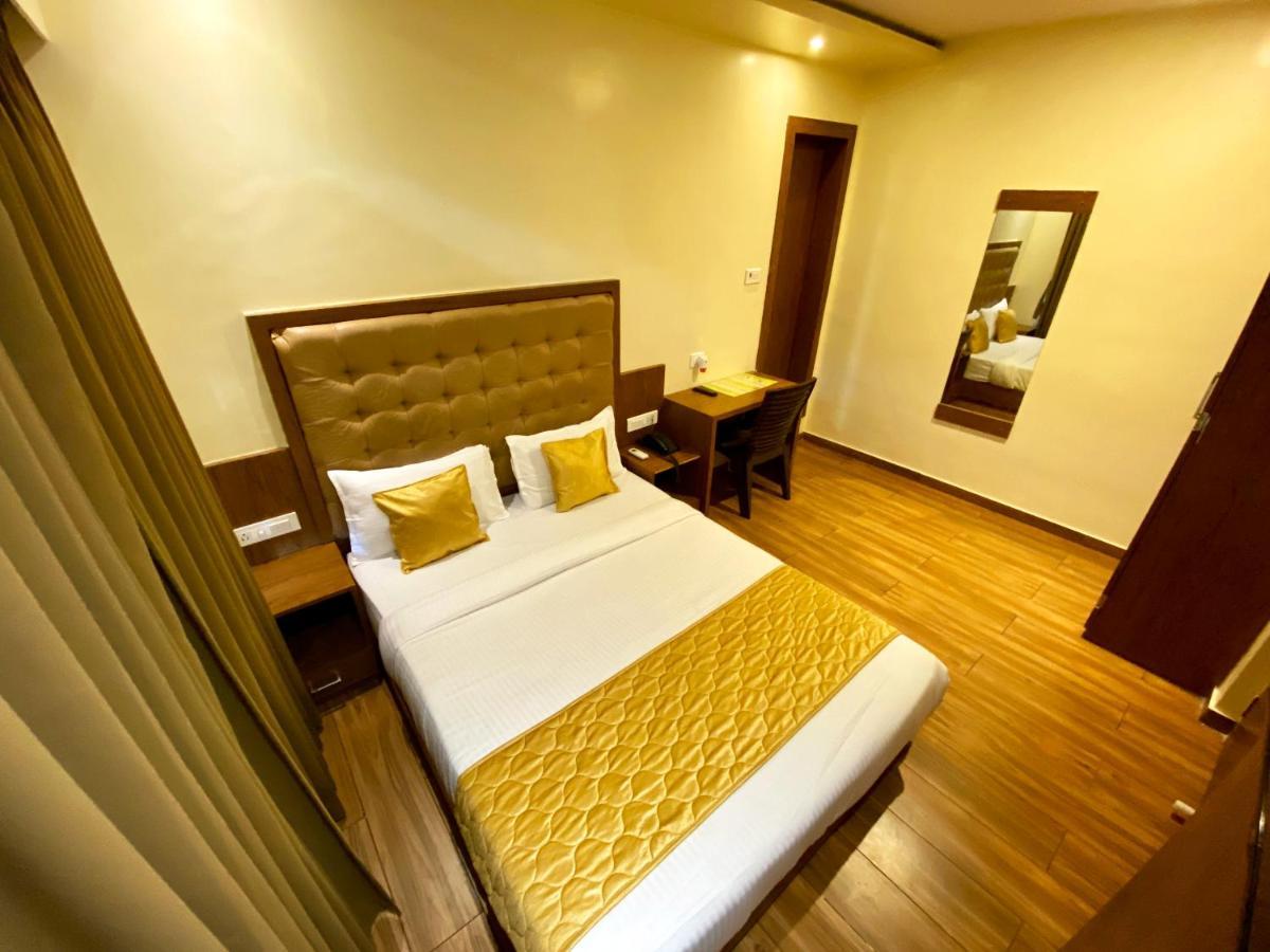 Pearl's Bkc Inn- Near Trade Centre, Visa Consulate 3* Mumbai