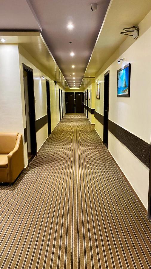 Pearl's Bkc Inn- Near Trade Centre, Visa Consulate