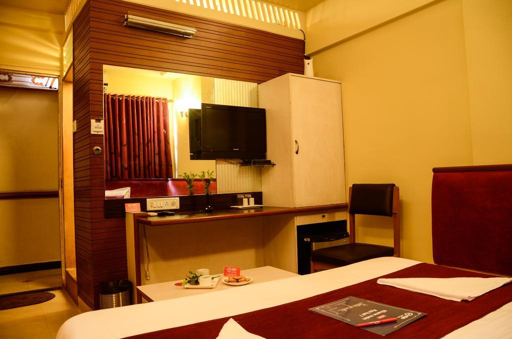 Oyo Bandra West