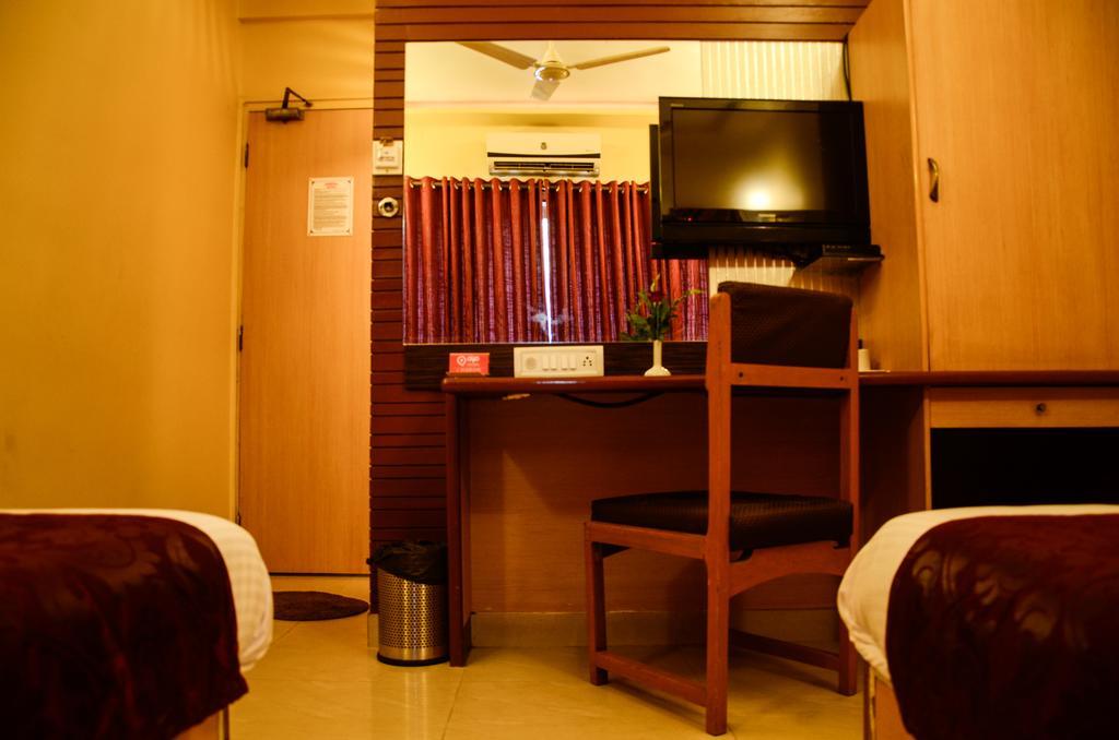 Oyo Bandra West 3*