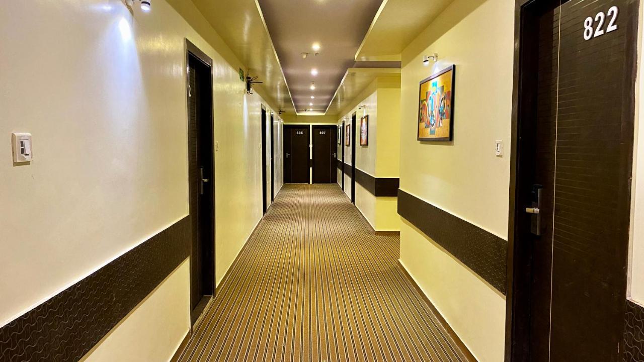 Hotel Pearl's Bkc Inn- Near Trade Centre, Visa Consulate