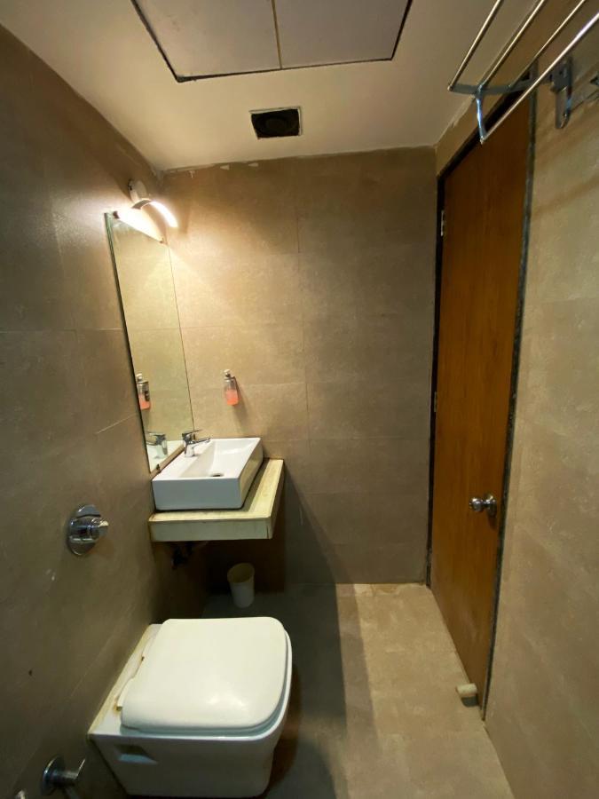 Pearl's Bkc Inn- Near Trade Centre, Visa Consulate Hotel 3*
