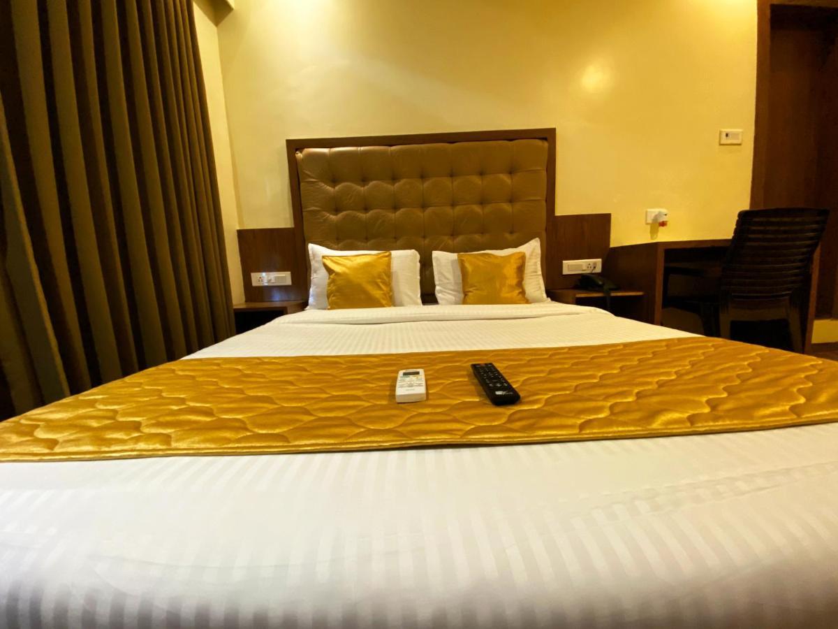 Pearl's Bkc Inn- Near Trade Centre, Visa Consulate 3* Mumbai