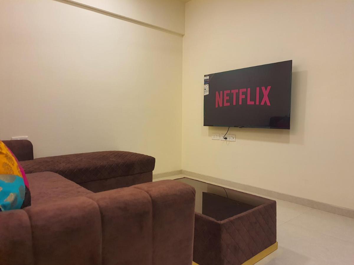 Apartment Osi Santacruz Mumbai