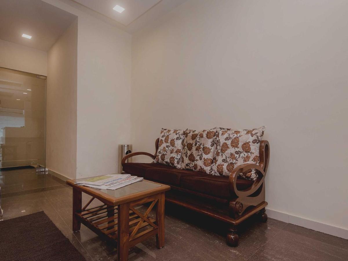 Oyo Flagship 23259 Galaxy Hotel