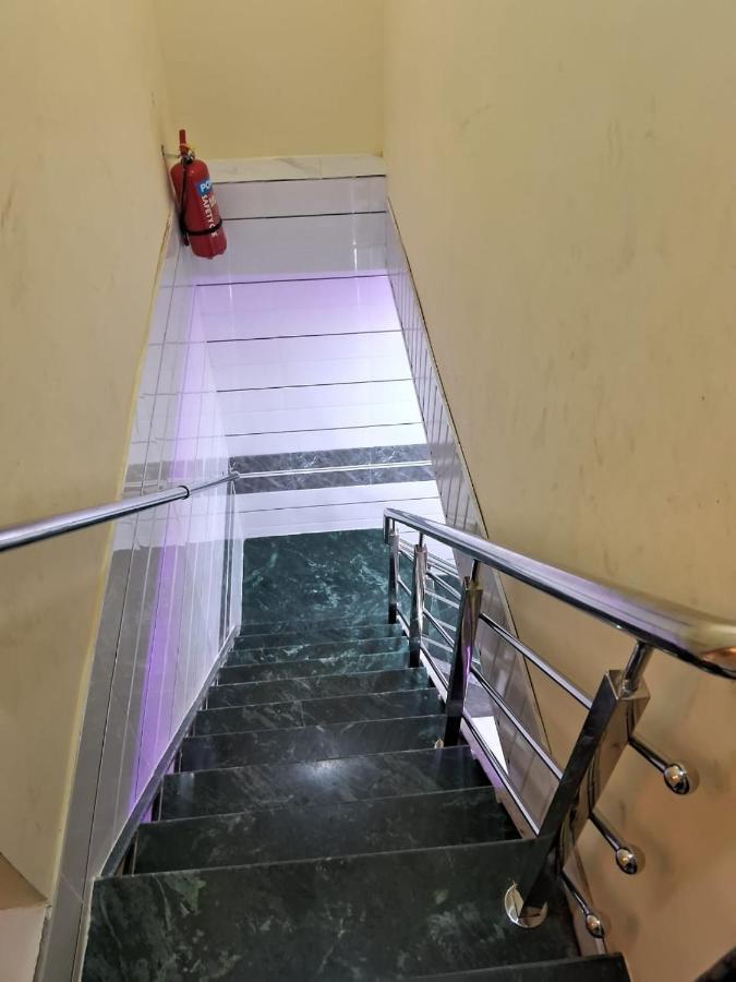 Sai Plaza, Chembur Guest house