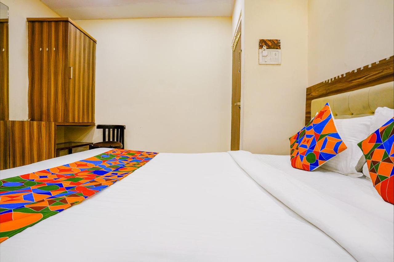 Fabexpress Galaxy Hotel Mumbai