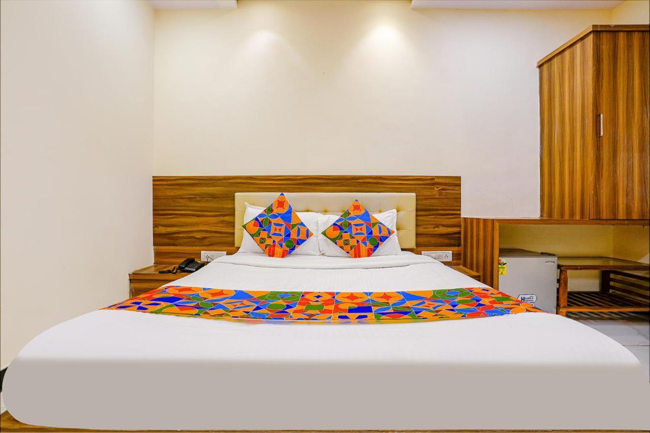 Hotel Fabexpress Galaxy