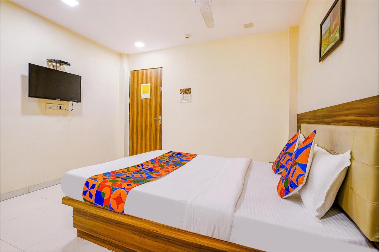 Fabexpress Galaxy Hotel