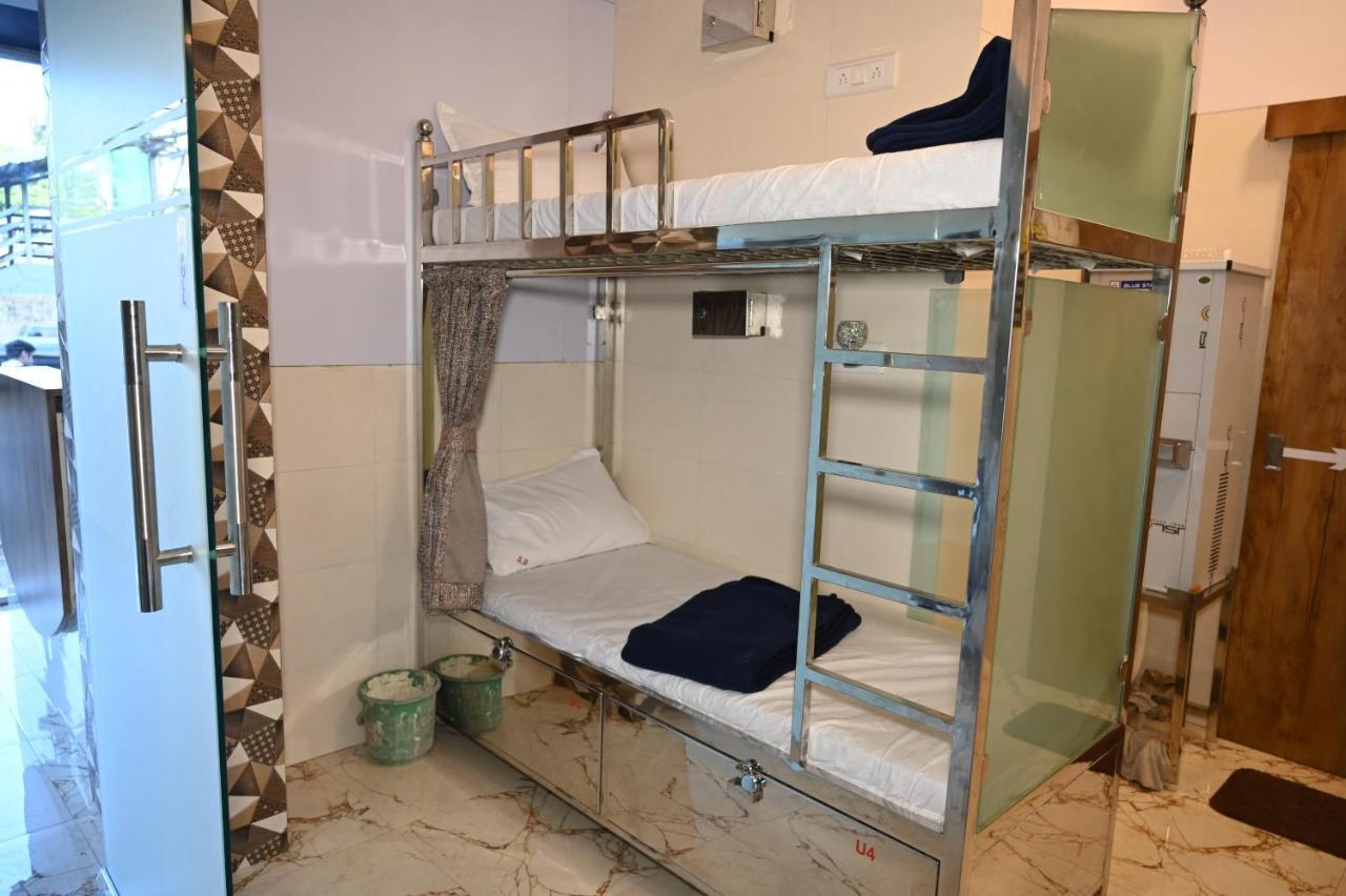 Capsule hotel Sagar Andheri - Nearest To Andheri Railway Station West