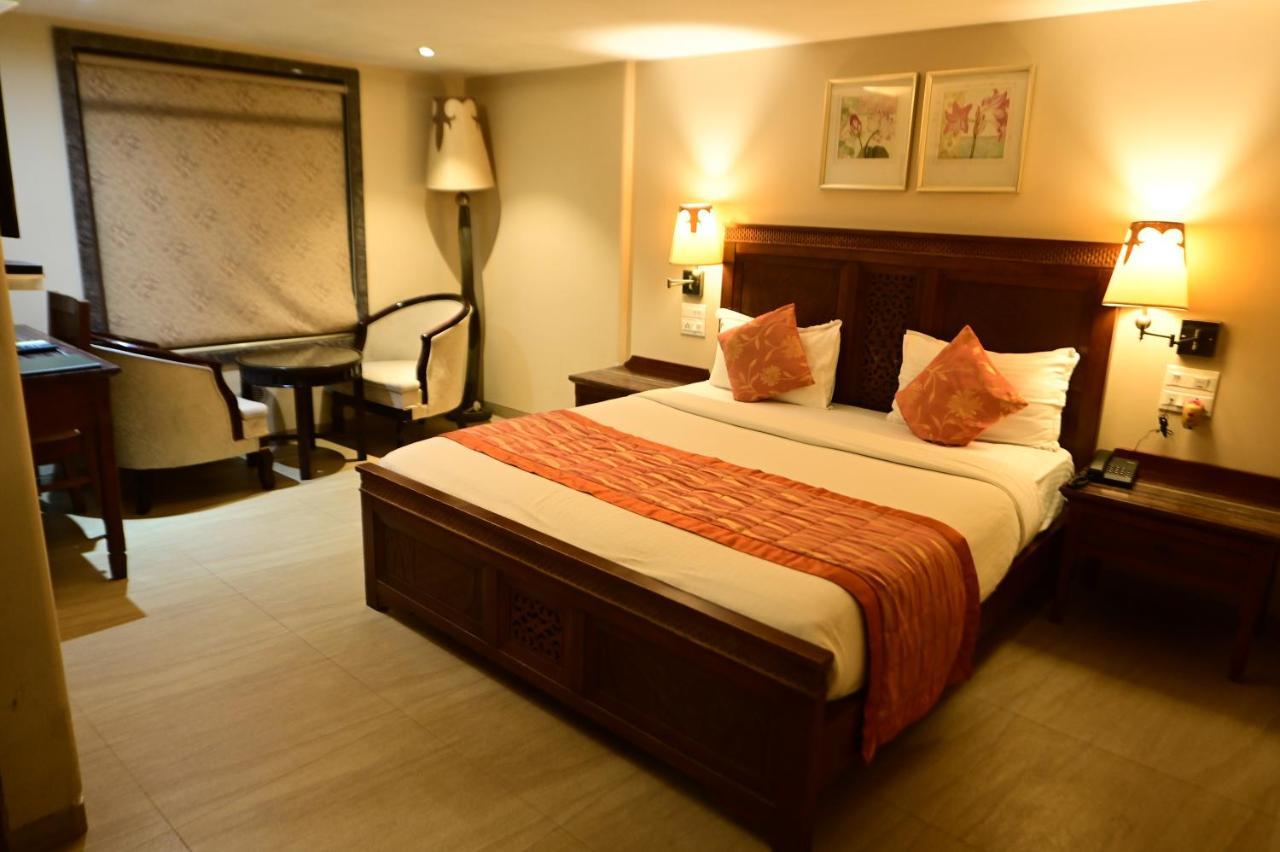 Sai Hotel 3*