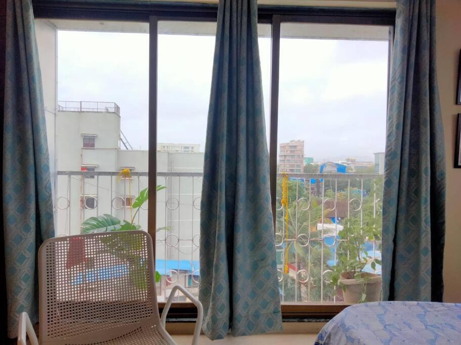 7 - Studio Velankanni Heights, Behaind Nanavati Hospital, Vile Parle By Connekt Homes Apartment