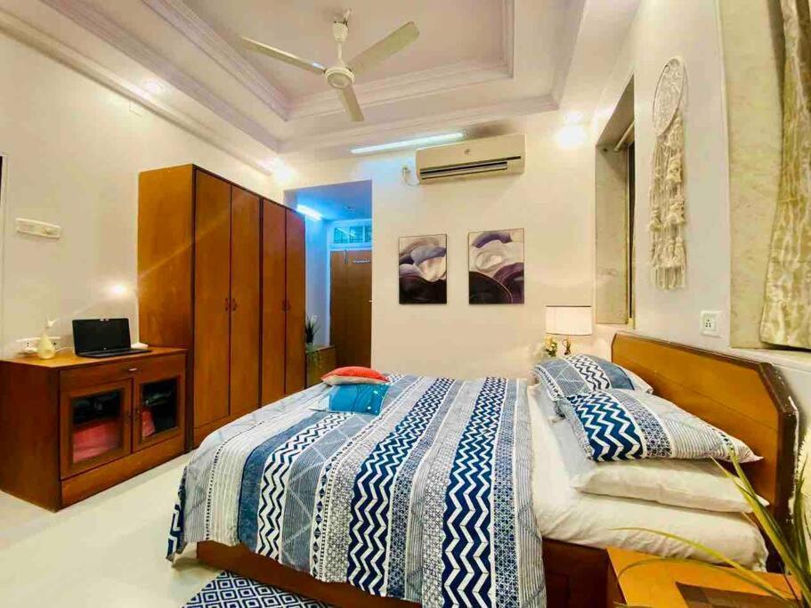 Arora Bhavan 1bhk-1b, Khar West By Connekt Homes