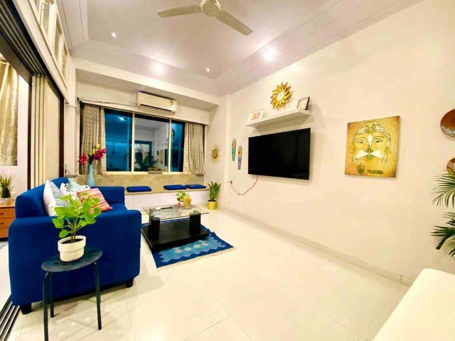 Arora Bhavan 1bhk-1b, Khar West By Connekt Homes Apartment