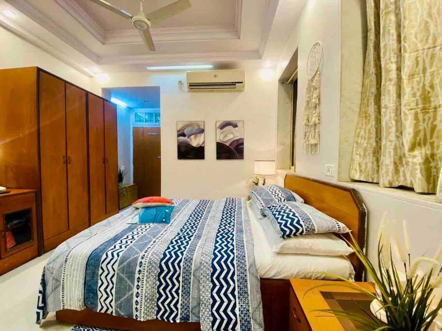 Arora Bhavan 1bhk-1b, Khar West By Connekt Homes Apartment *