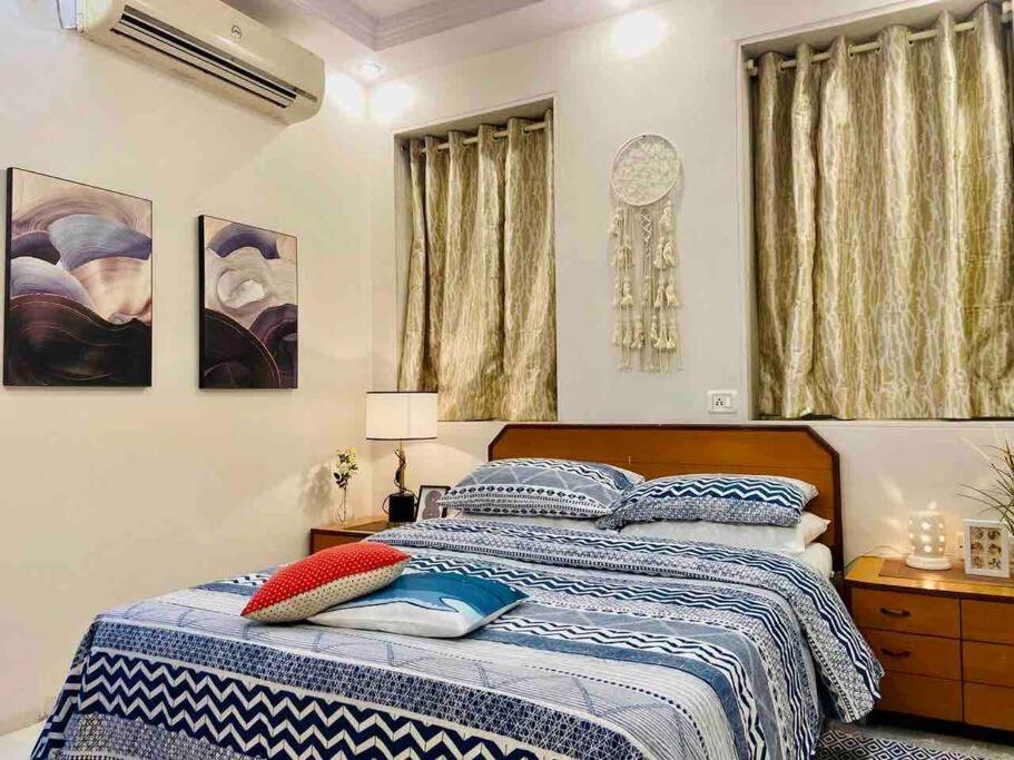 Arora Bhavan 1bhk-1b, Khar West By Connekt Homes Apartment Mumbai