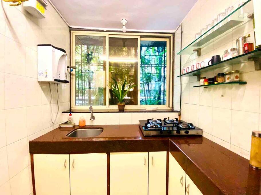 Apartment Arora Bhavan 1bhk-1b, Khar West By Connekt Homes Mumbai