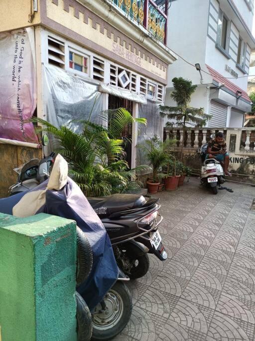 Apartment Saba 502, Subko Coffee, Chapel Road, Bandra West By Connekt Homes