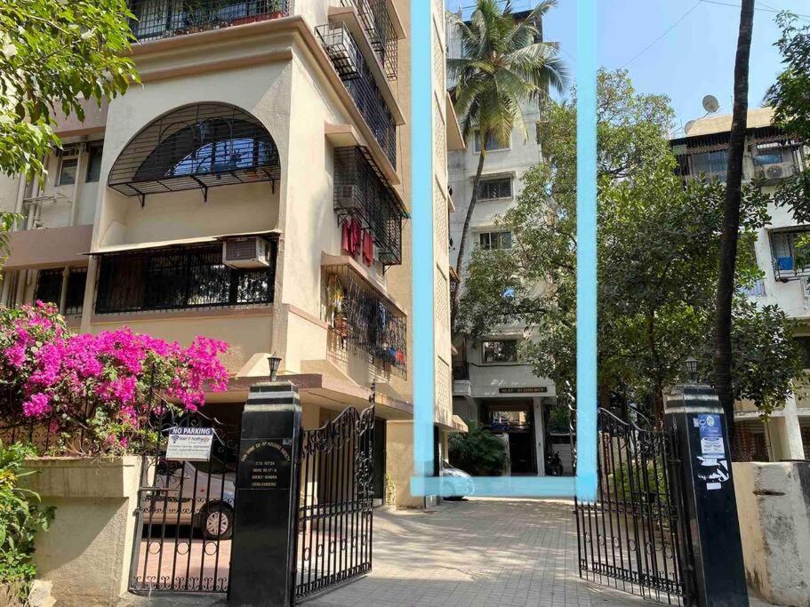 Sterling 401, Off Carter Road, Bandra West By Connekt Homes * Mumbai