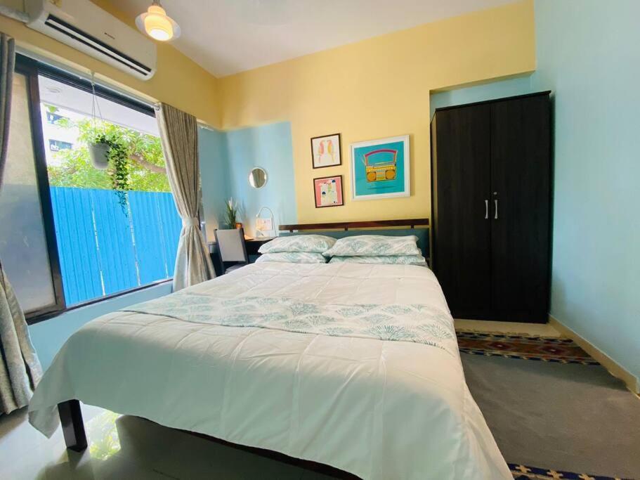 Pali Carters Building 101, 20th Road, Khar West By Connekt Homes Apartment