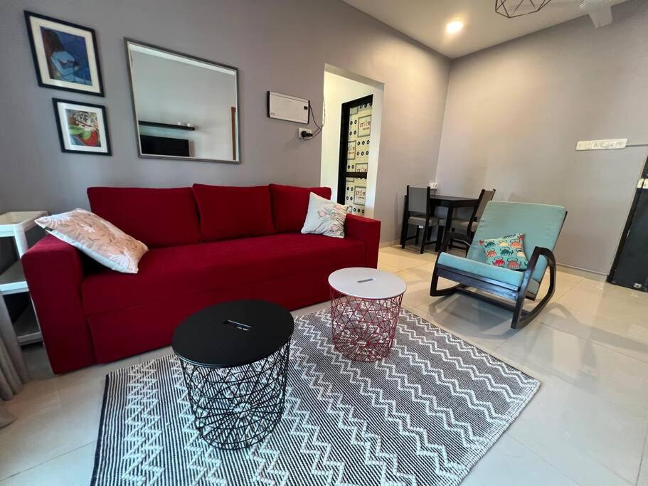Pali Carters Building 102, 20th Road, Khar West By Connekt Homes Apartment