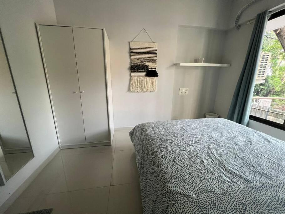 Apartment Pali Carters Building 102, 20th Road, Khar West By Connekt Homes *