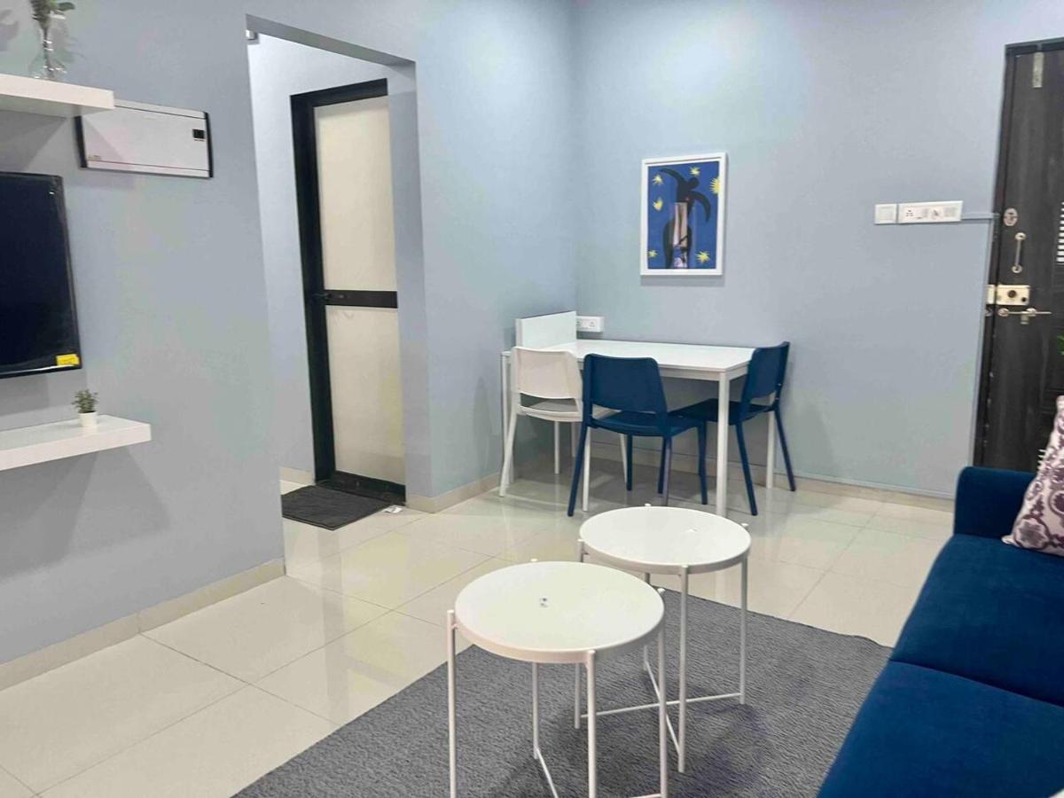 Apartment Pali Carters Building 801, 20th Road, Khar West By Connekt Homes *