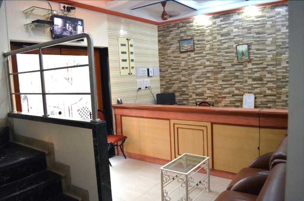 Fabexpress New Deepak - Nr & Csmt Station 2* Mumbai