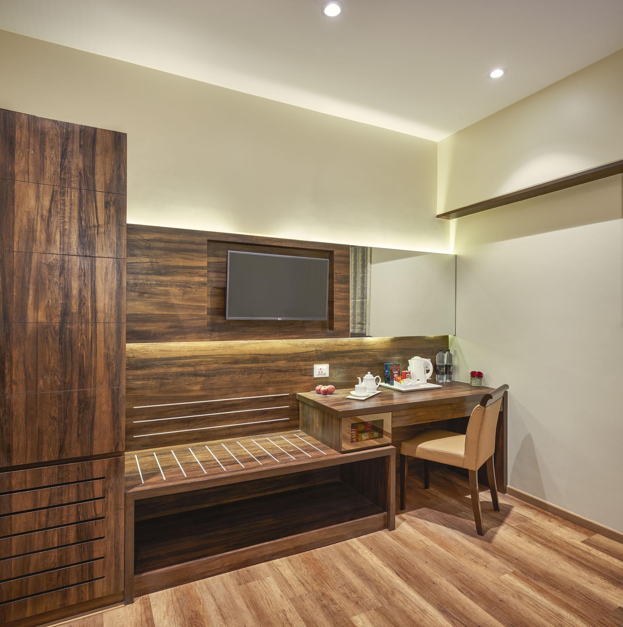Hotel Bawa Regency 3*