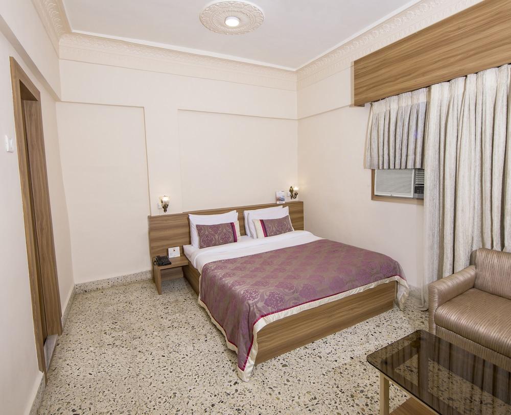 Bawa Regency Hotel 3*