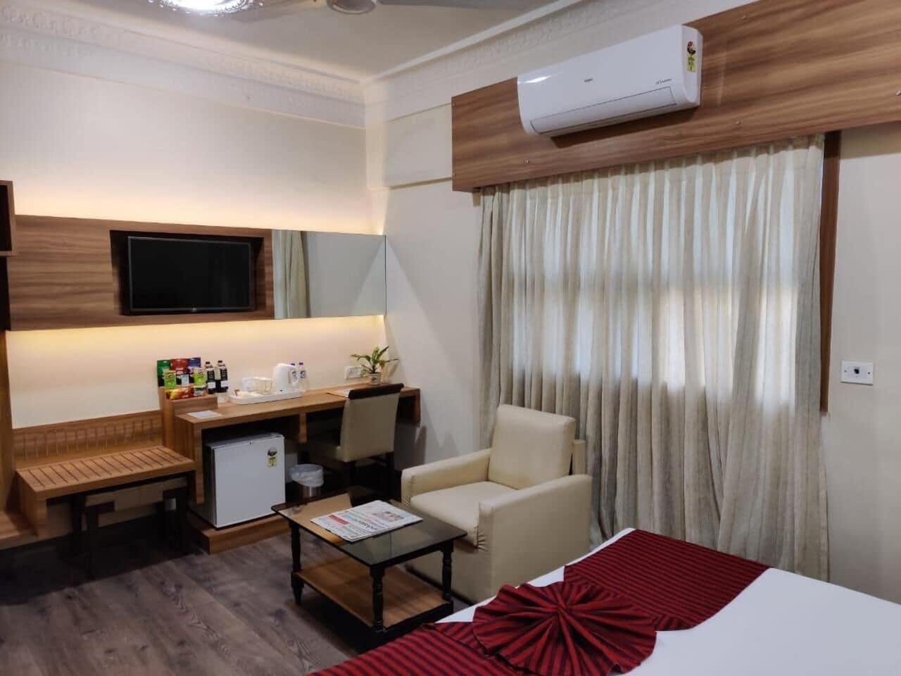 Hotel Bawa Regency 3*