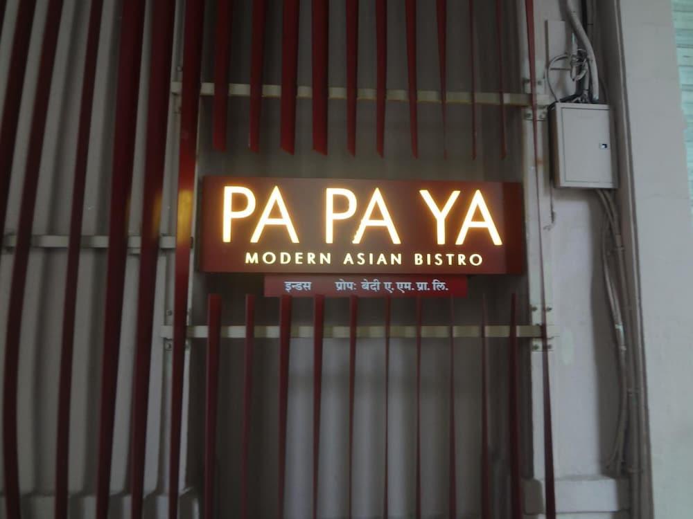 Diplomat, Colaba Mumbai