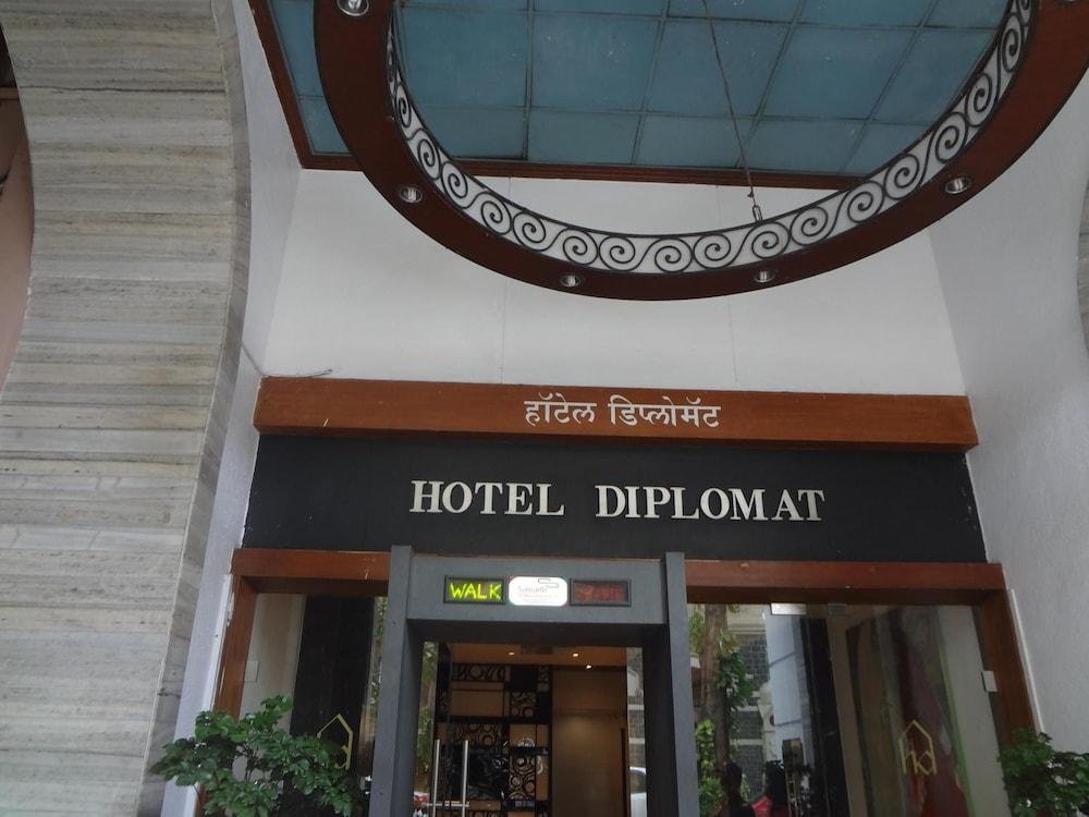 Diplomat, Colaba Hotel 3*