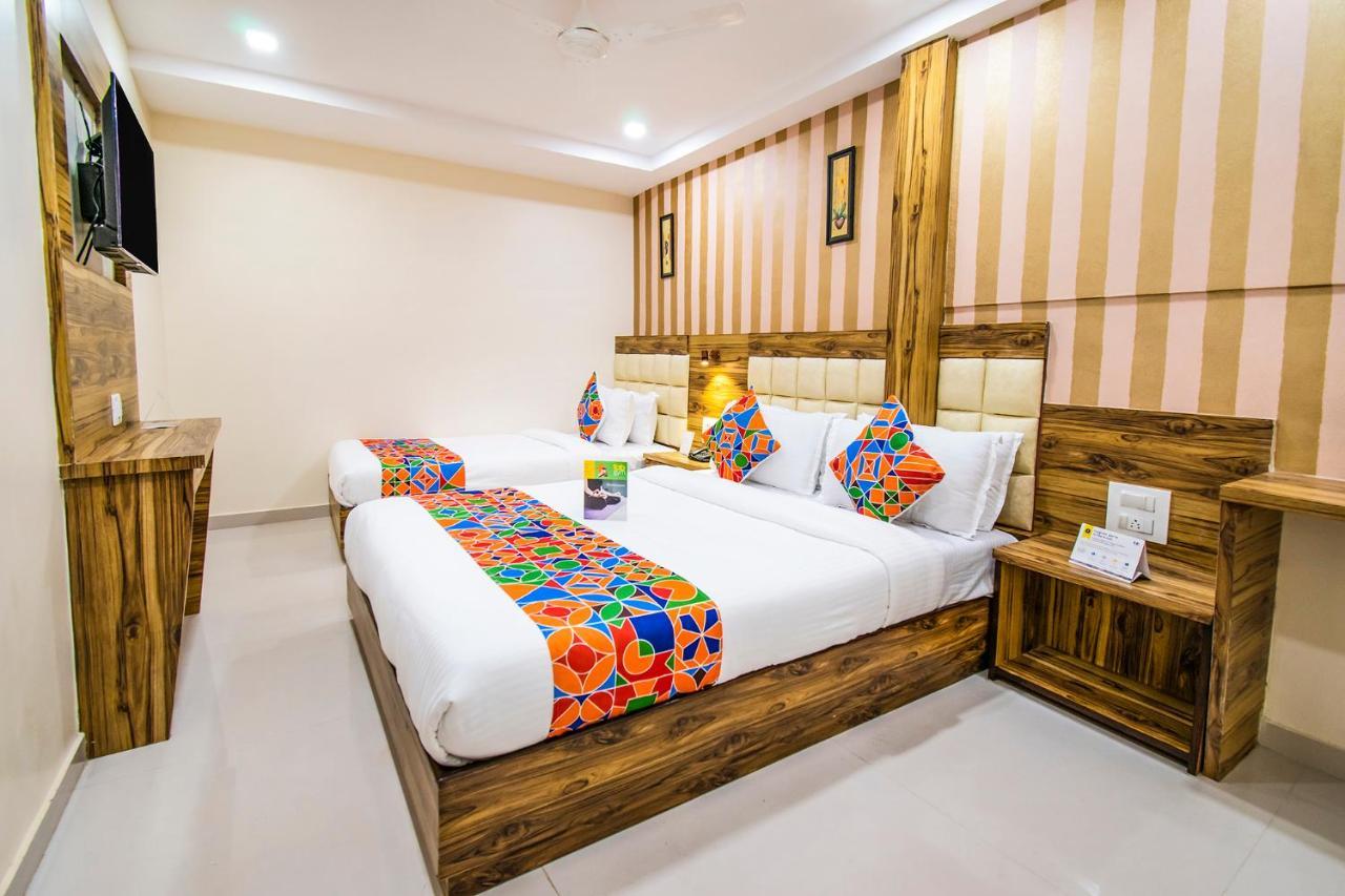 Fabexpress Orange - Nr International Airport Hotel