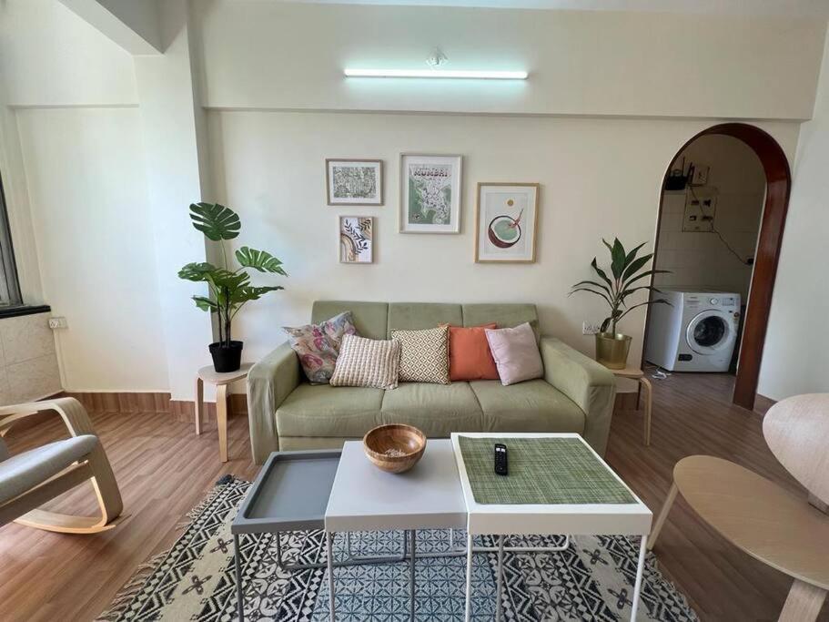 Mon Desire 5, Perry Cross Rd, Bandra West By Connekt Homes Apartment Mumbai