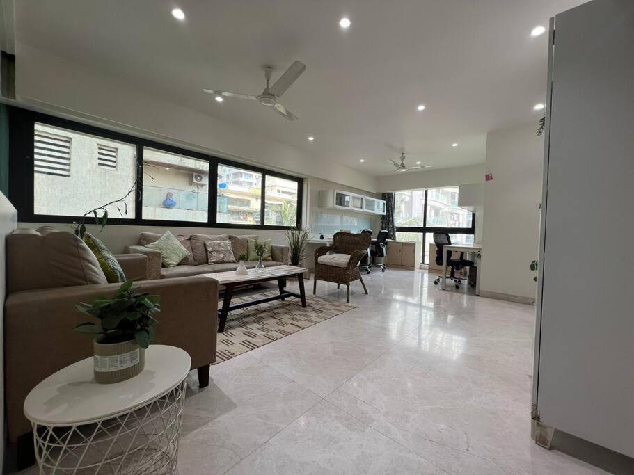 Kakad Classic 360, 16th Rd, Pali Village, Khar West By Connekt Homes Mumbai