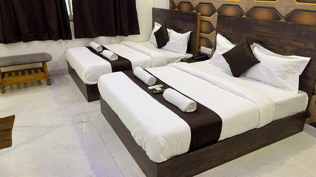 Plaza - Prabhadevi Dadar 3* Mumbai