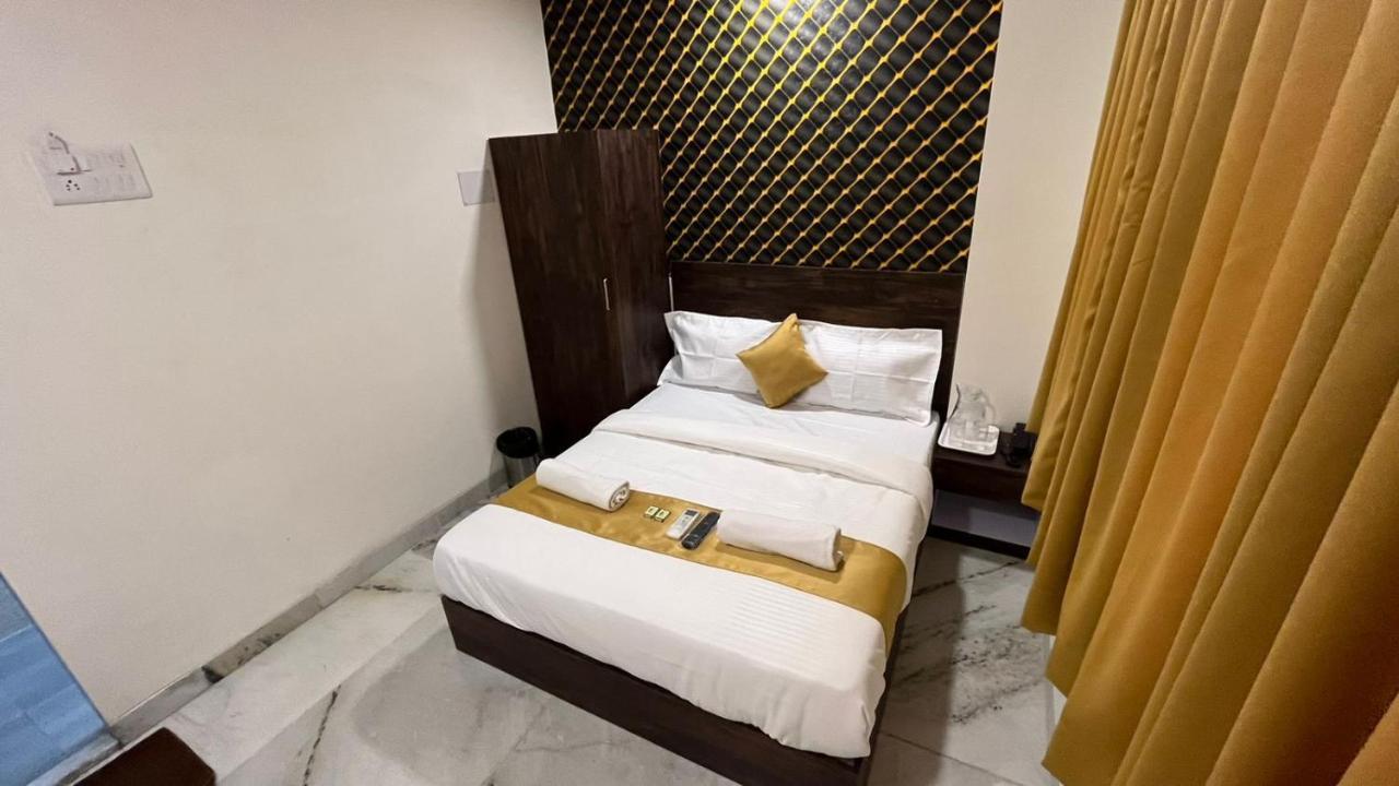 Plaza - Prabhadevi Dadar Hotel