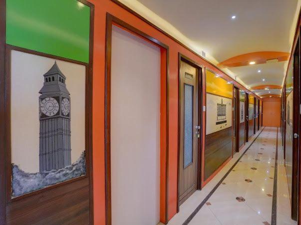 Colaba Hostel *