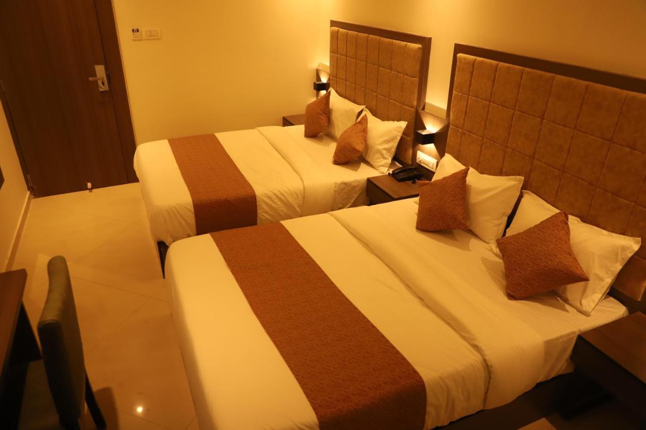 Sai Pritam Hotel 3*
