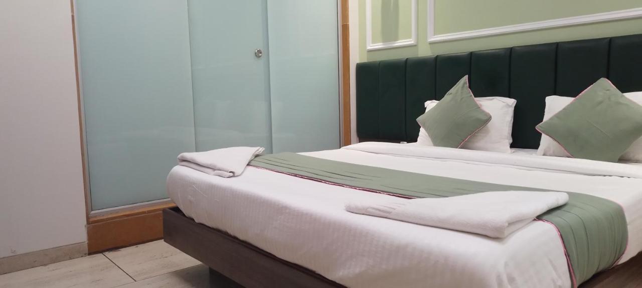Hotel Shine Hospitality Group
