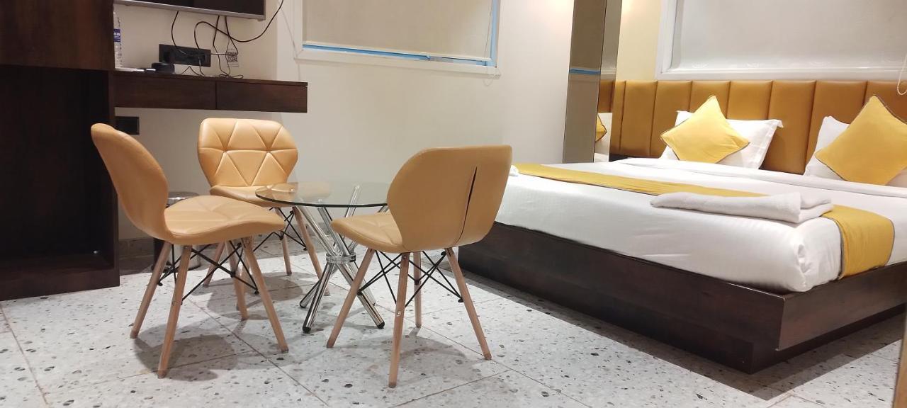 Hotel Shine Hospitality Group 2*