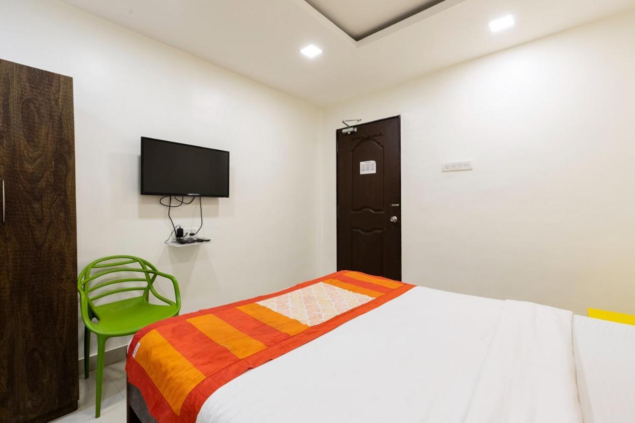 Hotel Girgoan Palace Mumbai