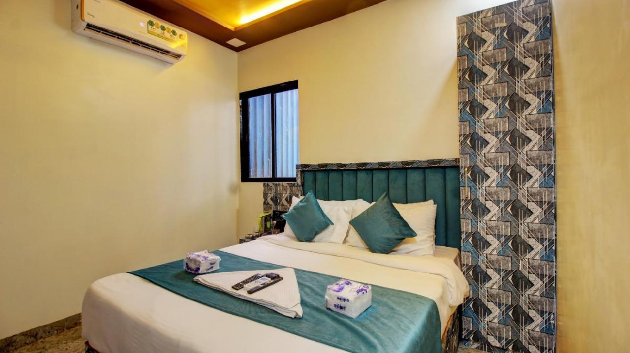 Priceless Exhibition Centre Goregaon West 2* Mumbai